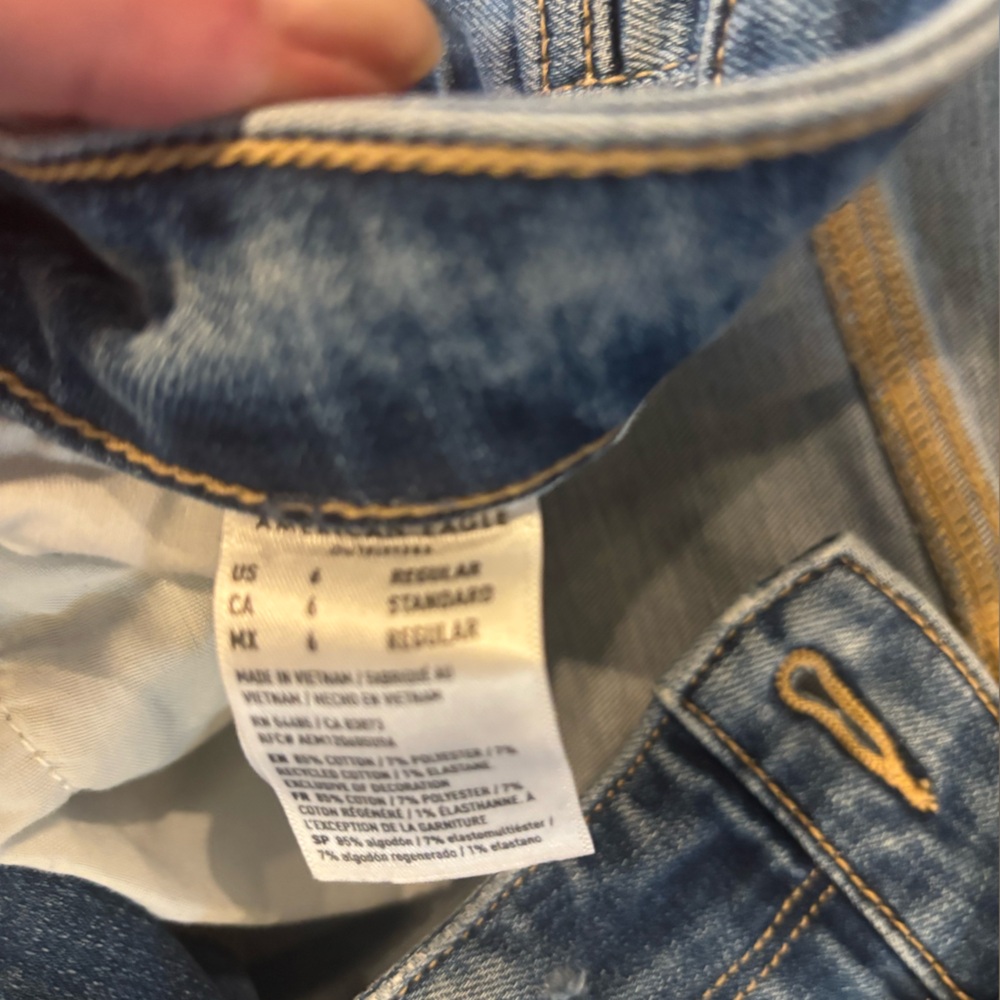 American Eagle super hi-rise flare 6 regular - Picture 3 of 5
